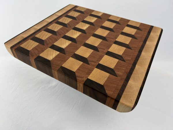 End Grain Cutting Board 280 x 245 x 29mm - Image 3